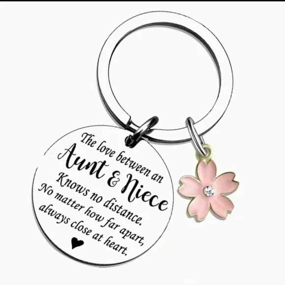 KEYCHAIN Aunt & Niece NWT - Picture 2 of 6